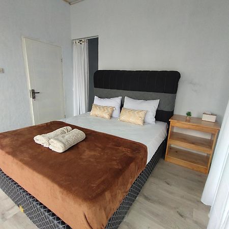 Stella Villa Ngurbloat المظهر الخارجي الصورة
