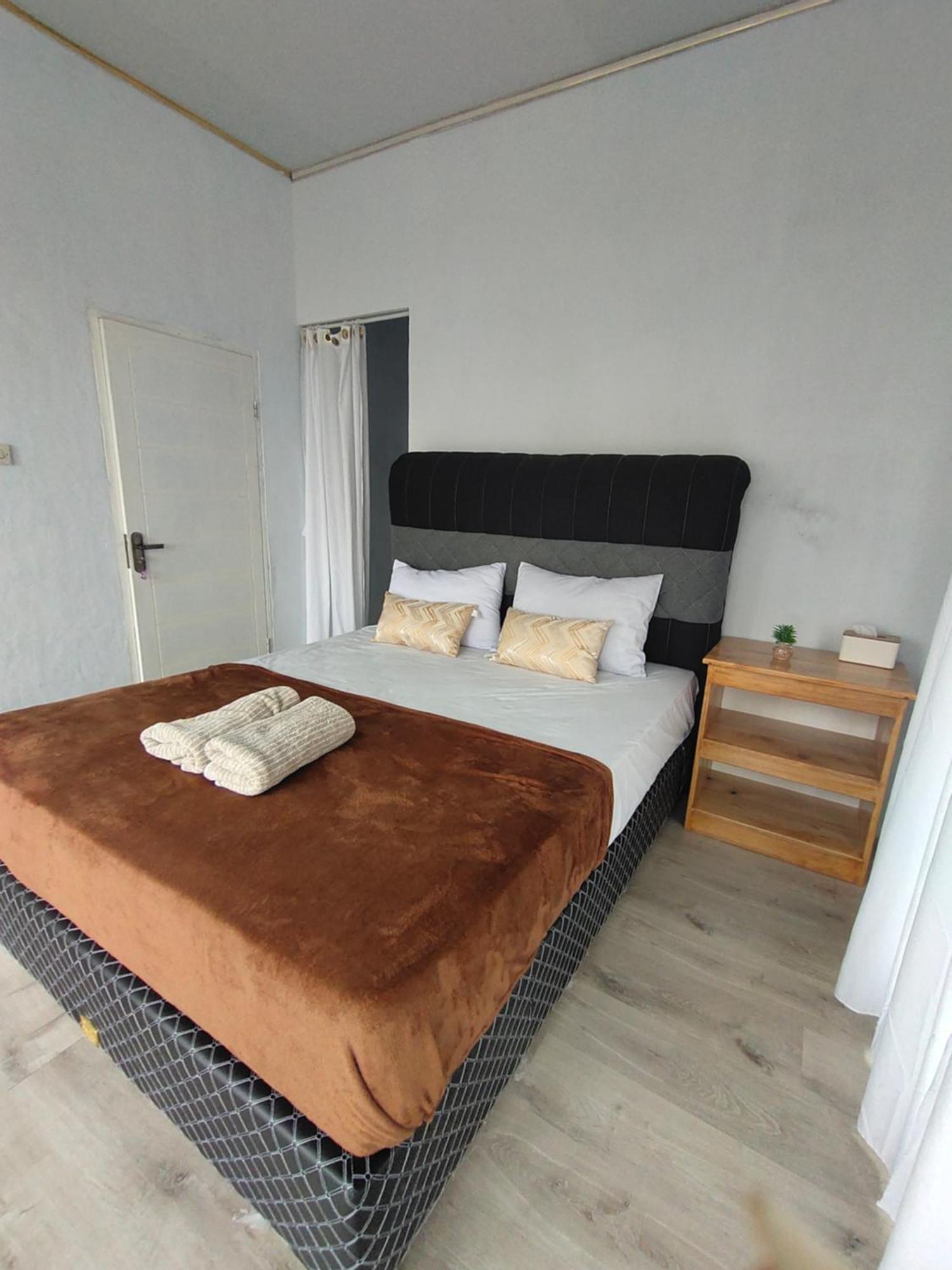 Stella Villa Ngurbloat المظهر الخارجي الصورة