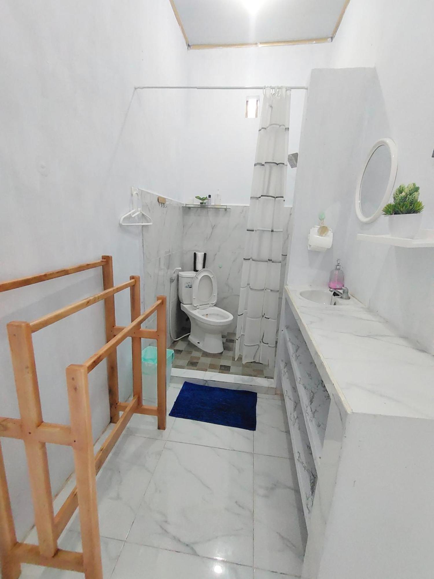 Stella Villa Ngurbloat المظهر الخارجي الصورة