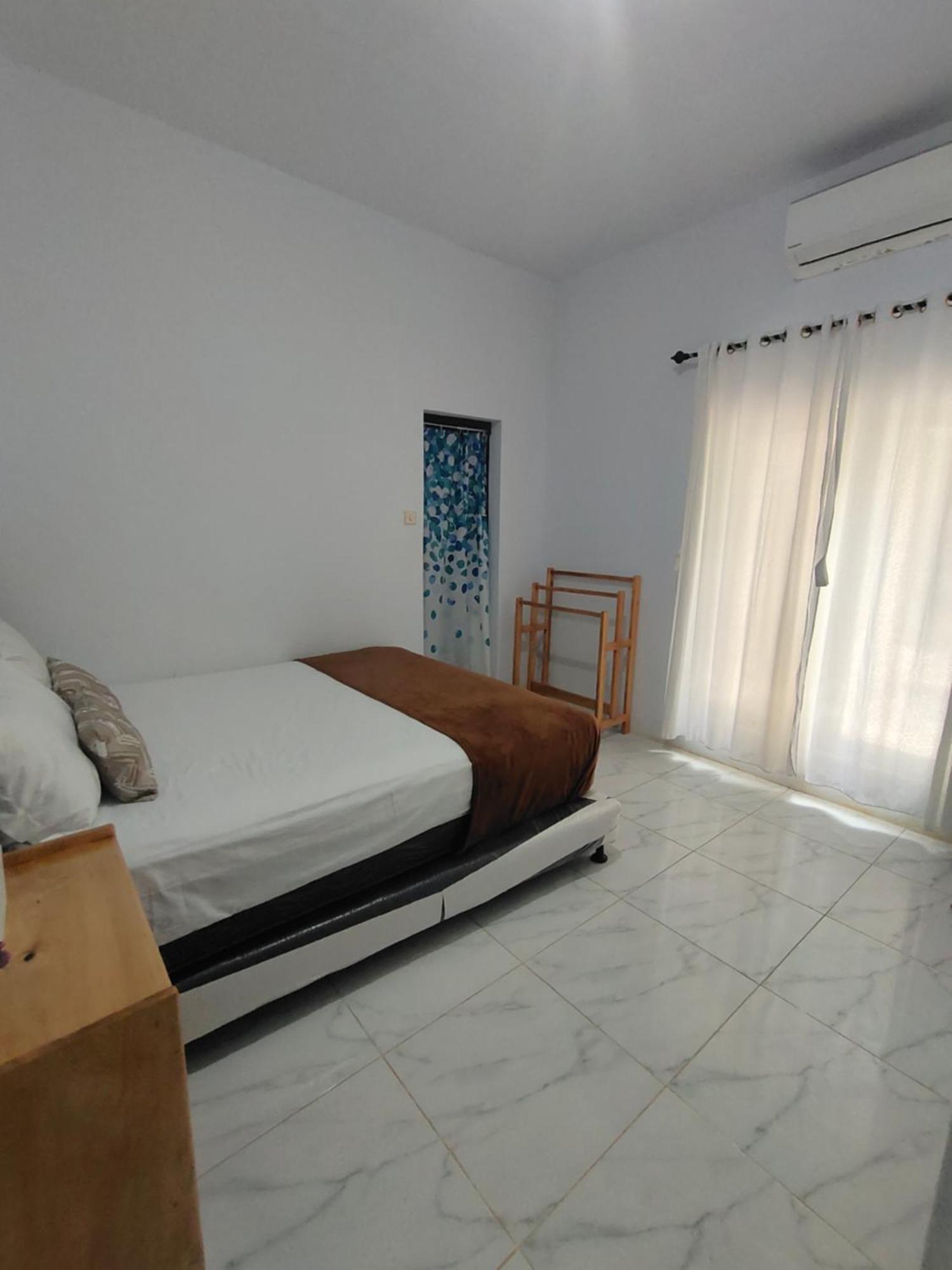 Stella Villa Ngurbloat الغرفة الصورة