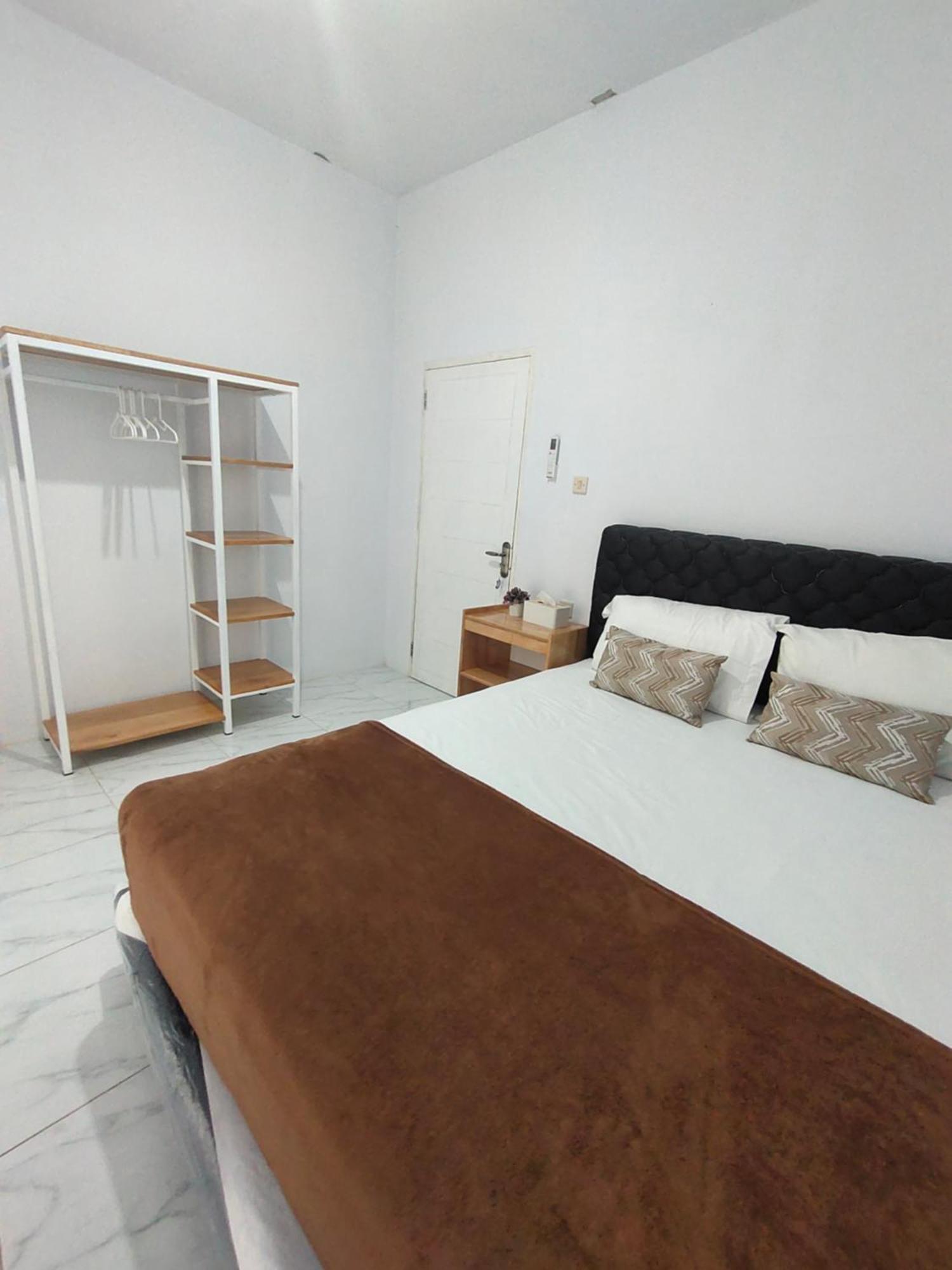 Stella Villa Ngurbloat الغرفة الصورة