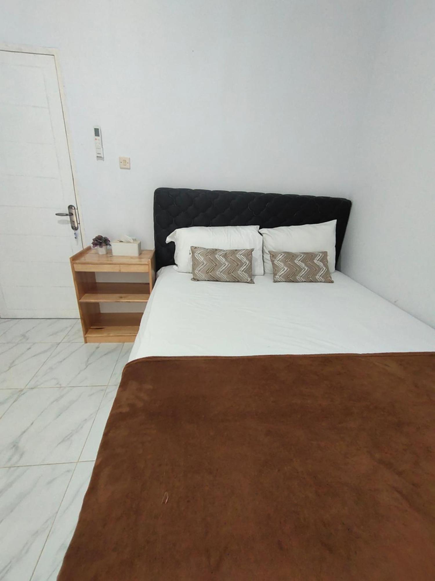 Stella Villa Ngurbloat الغرفة الصورة